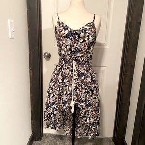 NWT Cute asymmetrical dress. Warm tones